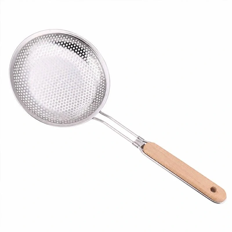 Hliníkové sitko 20 cm s drevenou rúčkou