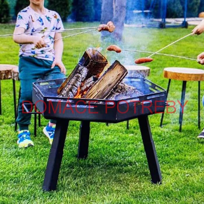 Prenosné ohnisko na opekanie PLUS 600 + 4 teleskopické vidličky