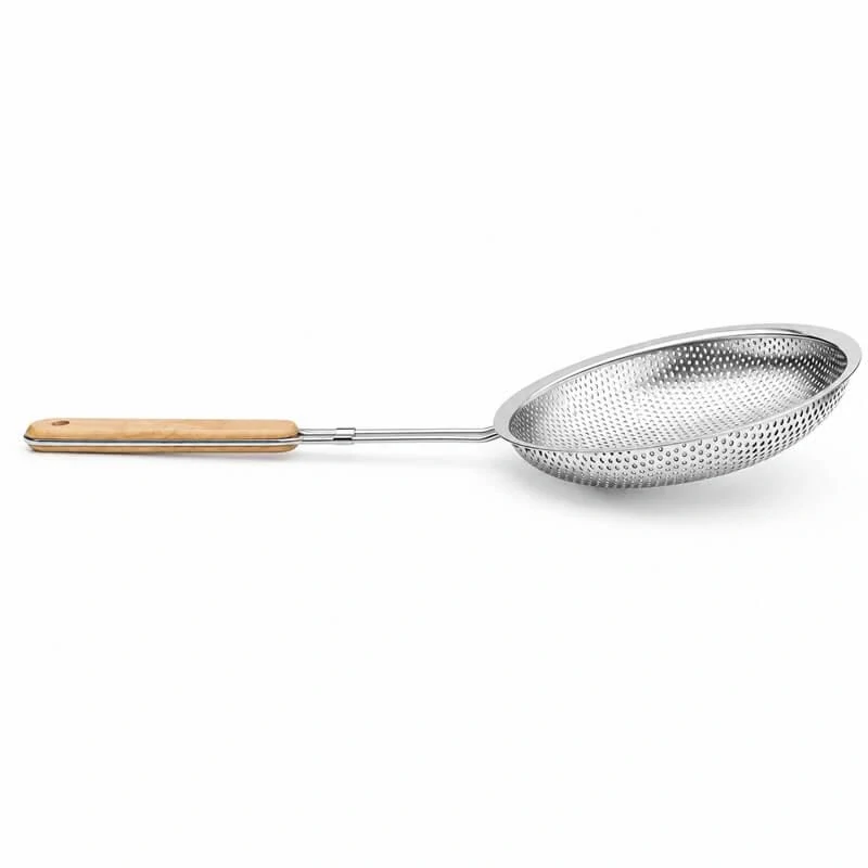 Hliníkové sitko 20 cm s drevenou rúčkou
