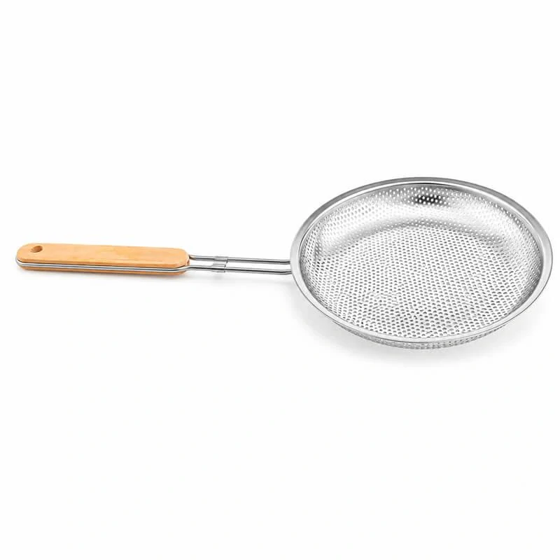 Hliníkové sitko 20 cm s drevenou rúčkou